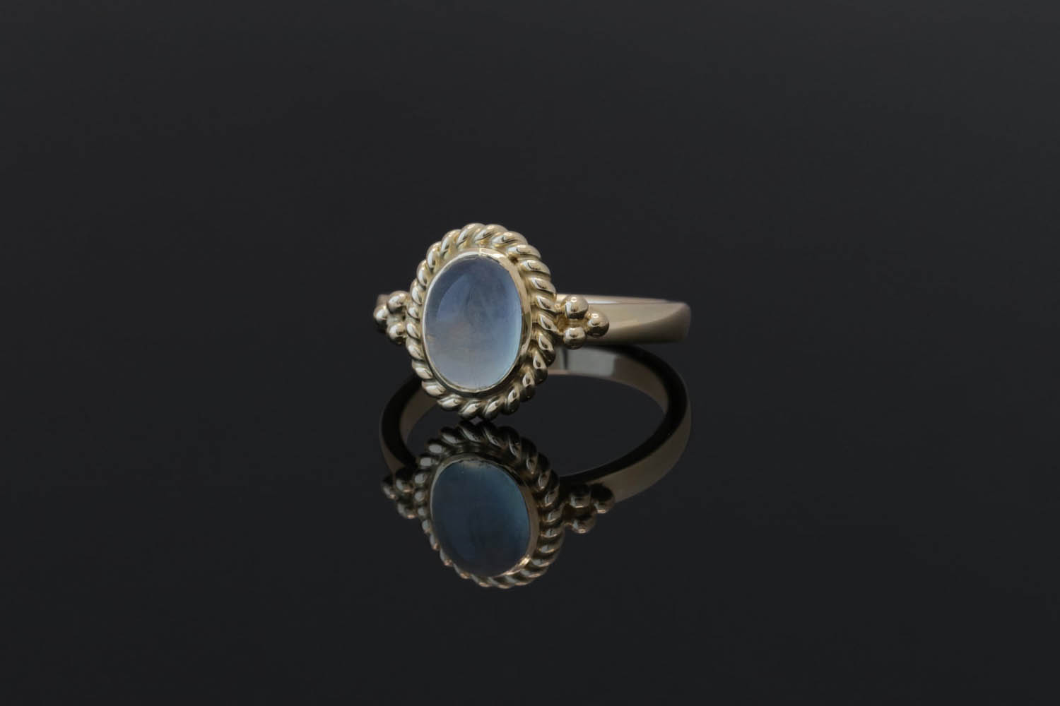 850A2272WEB